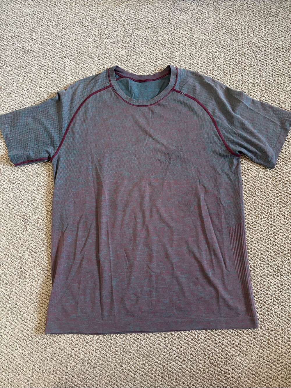 Men's Lululemon Short Sleeve Performance Tee in Heathered Maroon